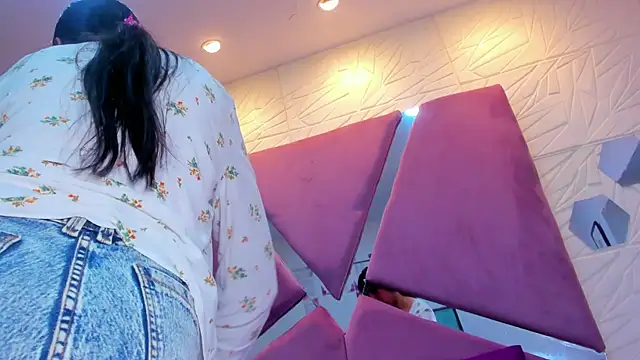 sol-angel online show from 05/27/26, 04:03