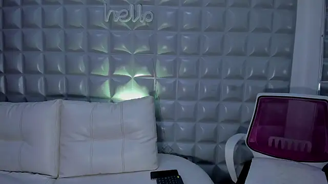 sol-angel online show from 12/16/25, 04:22