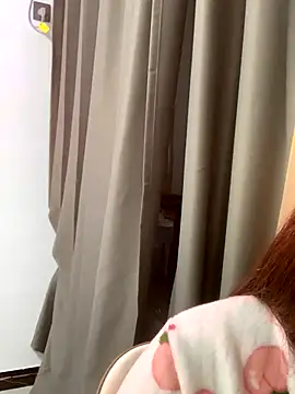 boniu-mimi online show from 11/24/25, 04:51