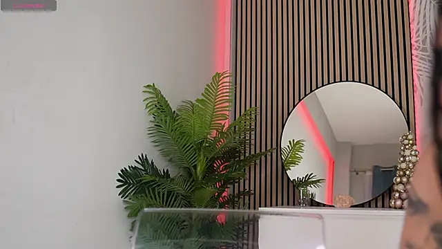 Jessy Cruz  online show from 12/16/25, 05:55