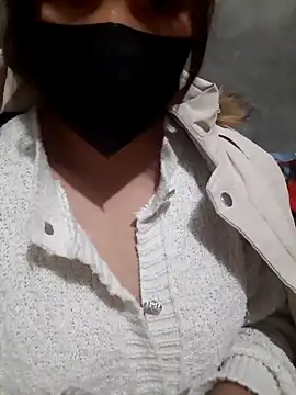 mai-mai-97 online show from 12/03/25, 03:00