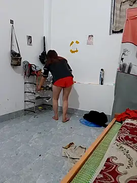 mai-mai-97 online show from 04/25/26, 11:35