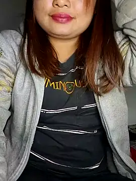 mai-mai-97 online show from 02/09/26, 04:54