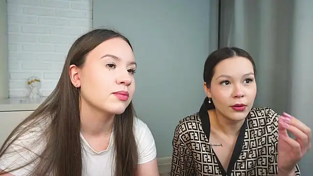 VirginiaRowe online show from 01/12/26, 01:18