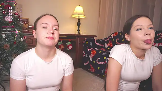 VirginiaRowe online show from 12/03/25, 03:22