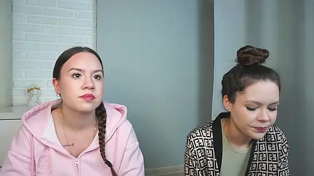 VirginiaRowe online show from 01/06/26, 01:59