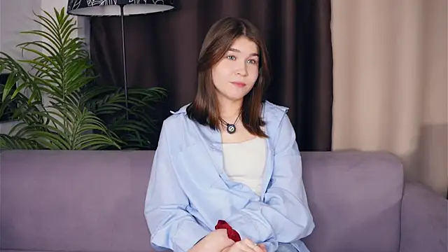 ZulaRattan online show from 11/27/25, 05:08