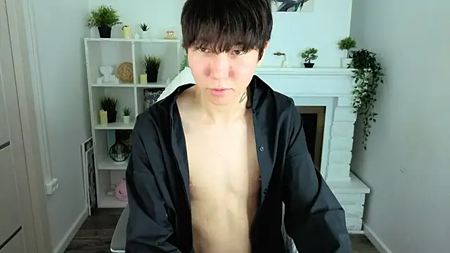 YugoAsian online show from 02/17/26, 12:35