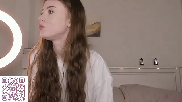 AmyForYouu online show from 12/19/25, 08:11