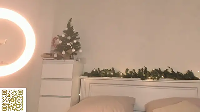 AmyForYouu online show from 01/10/26, 01:23