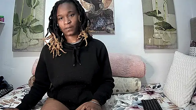 JuicyEbonyGoddess online show from 06/03/26, 05:17