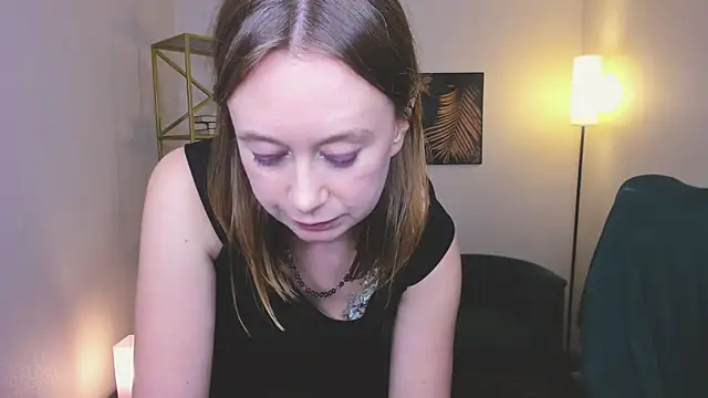 Brooke lover online show from 11/28/25, 03:50