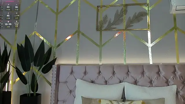 Lola saenz  online show from 03/01/26, 11:54