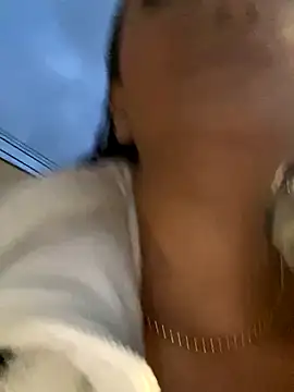 MelissaGill  online show from 12/04/25, 10:36