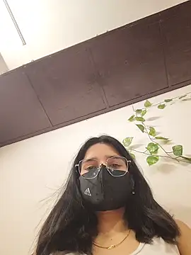 Snapshot of Sexolinaa chatting on 05/24/26, 05:46 Sexolinaa online show from 05/24/26, 05:46