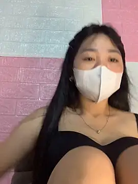 lana-kan online show from 05/13/26, 11:06