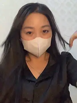 lana-kan online show from 05/10/26, 12:42