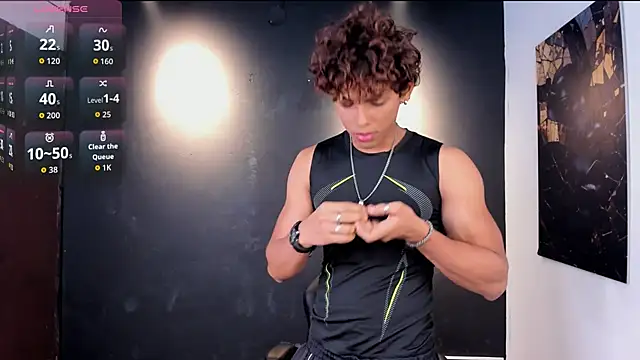 Snapshot of LiamVibes212 chatting on 02/14/26, 01:22 LiamVibes212 online show from 02/14/26, 01:22