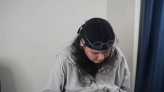 JettieDuree online show from 12/01/25, 11:11