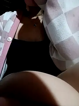 NariShow online show from 04/17/26, 03:26