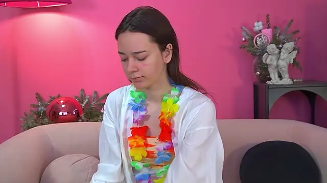 LilyLanes online show from 01/12/26, 07:37