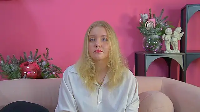 EmilyEvanse online show from 12/02/25, 06:15