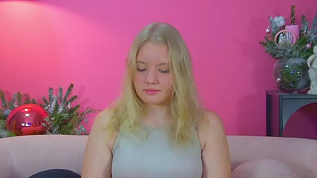 EmilyEvanse online show from 12/15/25, 06:25