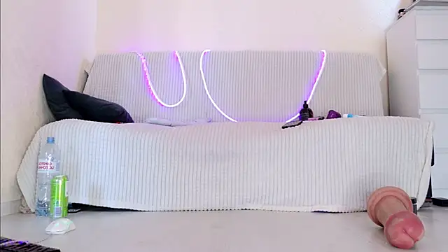 Amellika online show from 03/11/26, 01:49