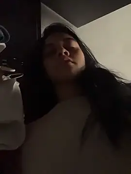 Miia moonn online show from 12/15/25, 11:38