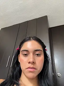 Miia moonn online show from 01/05/26, 05:27