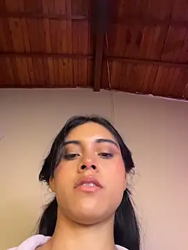 Miia moonn online show from 04/14/26, 10:37