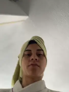 Miia moonn online show from 12/16/25, 01:15