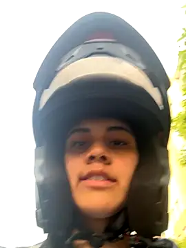 Miia moonn online show from 11/29/25, 10:59