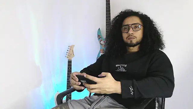 Snapshot of nabucodonosor2 chatting on 11/28/25, 08:20 nabucodonosor2 online show from 11/28/25, 08:20