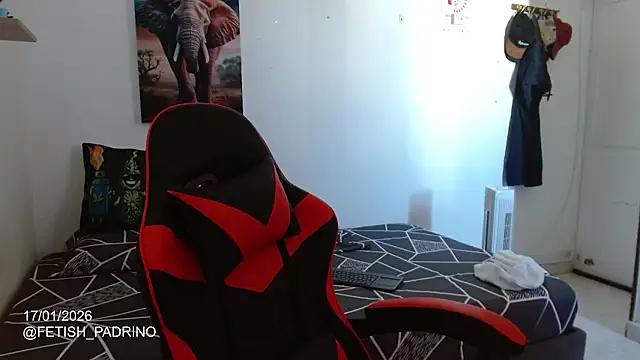 Snapshot of holegape chatting on 01/18/26, 02:20 holegape online show from 01/18/26, 02:20