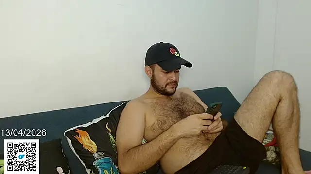 holegape online show from 04/14/26, 01:32