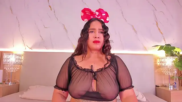 Julietaa 1 online show from 12/17/25, 11:26