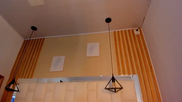 vanessa  garcia online show from 12/03/25, 12:48