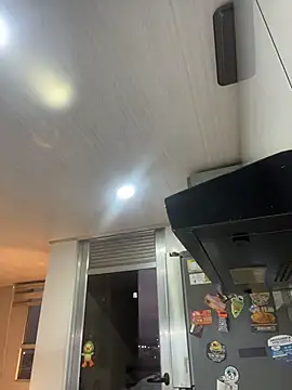 Snapshot of SaraAndrade_ chatting on 02/19/26, 10:56 SaraAndrade online show from 02/19/26, 10:56