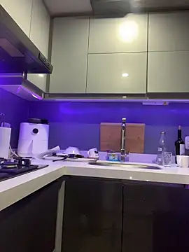 Snapshot of SaraAndrade_ chatting on 02/18/26, 10:44 SaraAndrade online show from 02/18/26, 10:44