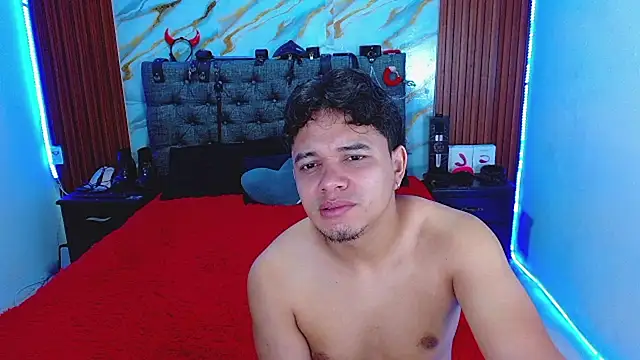 Meryandcris online show from 03/29/26, 06:48