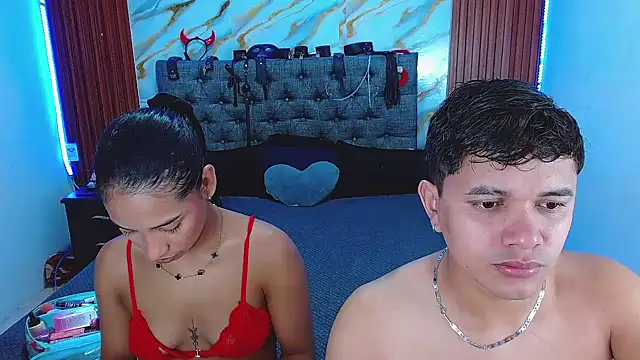 Meryandcris online show from 02/17/26, 04:21