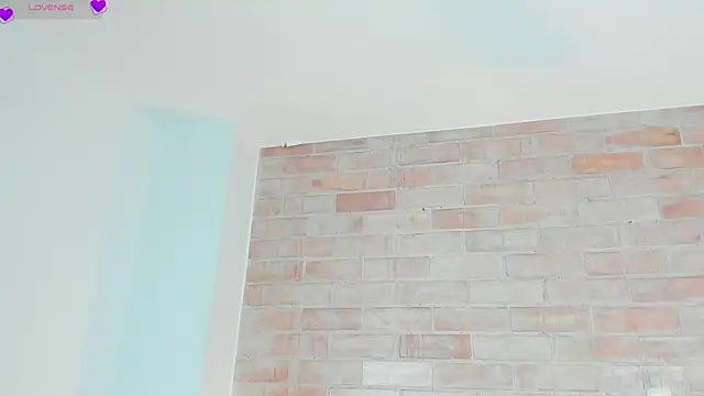 niicole steele  online show from 06/04/26, 12:04