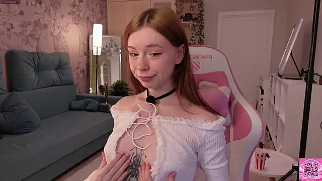 eva aria online show from 04/07/26, 08:10