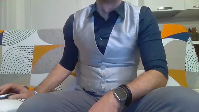 Snapshot of Eroshotlicker chatting on 03/01/26, 09:48 Eroshotlicker online show from 03/01/26, 09:48