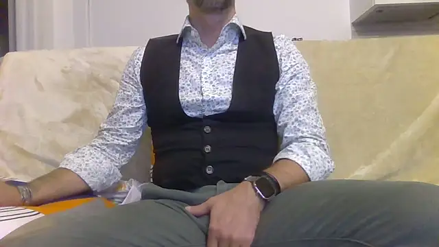 Eroshotlicker online show from 05/02/26, 09:31