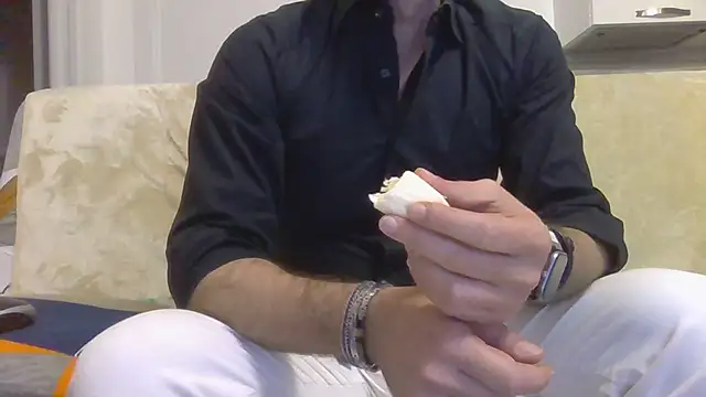 Eroshotlicker online show from 04/16/26, 09:39