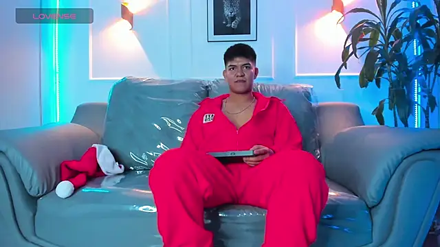 Paul 27  online show from 11/28/25, 02:56