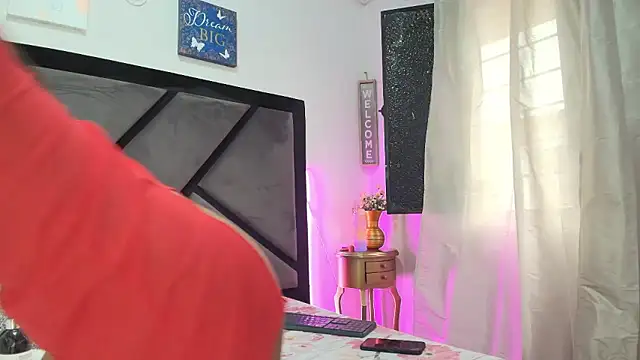 TashaNaughty4u online show from 01/10/26, 12:44