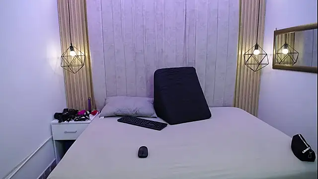 DaniyMel online show from 01/08/26, 12:22